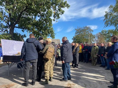Прощання з командиром 206 батальйону ТрО, кіборгом Віталієм Барановим Прощання з командиром 206 батальйону ТрО, кіборгом Віталієм Барановим