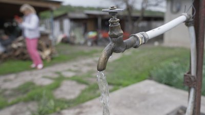 Майже 64 гривні за кубометр: у селі на Вінниччині місцеві жителі обурені тарифом на воду Майже 64 гривні за кубометр: у селі на Вінниччині місцеві жителі обурені тарифом на воду