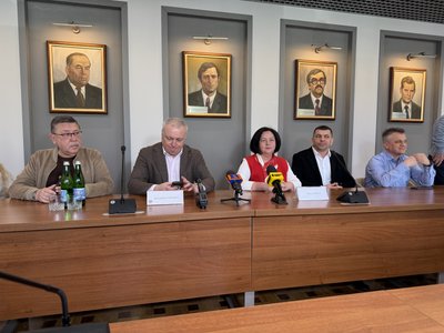 Об’єднання УжНУ та МДУ: що кажуть ректори вишів Об’єднання УжНУ та МДУ: що кажуть ректори вишів