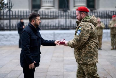 Херсонщина, ЗСУ, військовослужбовці, 34 бригада, Олександр, "Нумізмат", нагородження Херсонщина, ЗСУ, військовослужбовці, 34 бригада, Олександр, "Нумізмат", нагородження