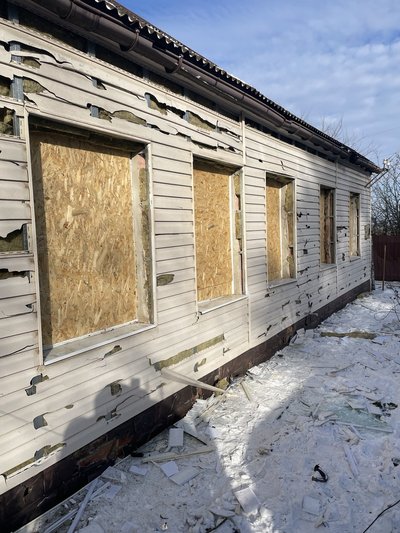 "Мені немає, де жити". Армія РФ обстріляла будинки в Охтирці: очевидці розповідають про наслідки "Мені немає, де жити". Армія РФ обстріляла будинки в Охтирці: очевидці розповідають про наслідки
