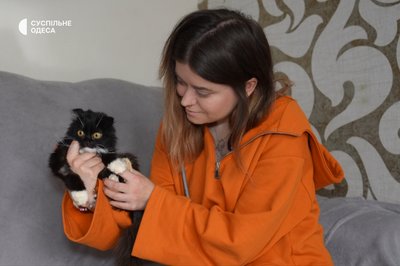 “Їх хотіли приспати”: дівчина з Одеси доглядає за вісьмома котами з інвалідністю “Їх хотіли приспати”: дівчина з Одеси доглядає за вісьмома котами з інвалідністю