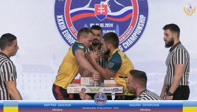 Чемпіонат Європи 8 травня, зліва — Дмитро Савчук, справа — Назарій Остапчук Чемпіонат Європи 8 травня, зліва — Дмитро Савчук, справа — Назарій Остапчук