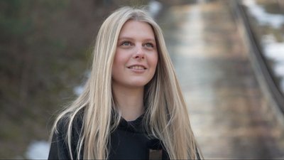 каріна козлова, спортсменка, стрибки з трампліна, лижниця, лижний спорт, кременець каріна козлова, спортсменка, стрибки з трампліна, лижниця, лижний спорт, кременець