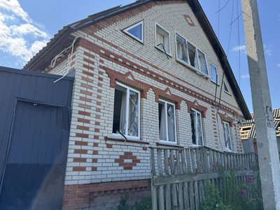 “Ні груші, ні хати ”: армія РФ вдарила по Битиці керованими авіабомбами. Репортаж “Ні груші, ні хати ”: армія РФ вдарила по Битиці керованими авіабомбами. Репортаж