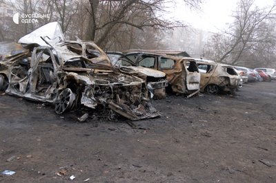 Атака "шахедами" по Одесі 28 січня: мешканці пошкоджених будинків розповіли про наслідки Атака "шахедами" по Одесі 28 січня: мешканці пошкоджених будинків розповіли про наслідки