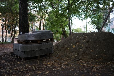 Які дитячі майданчики у Чернівцях ремонтують цьогоріч та скільки це коштує – перелік та фото Які дитячі майданчики у Чернівцях ремонтують цьогоріч та скільки це коштує – перелік та фото