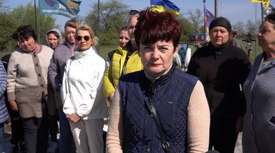 "Вшануйте пам’ять героїв": у Підгородному рідні загиблих військових просять закінчити будівництво алеї почесних поховань "Вшануйте пам’ять героїв": у Підгородному рідні загиблих військових просять закінчити будівництво алеї почесних поховань