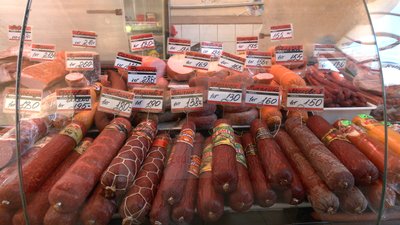 «Буде ще подорожчання»: скільки коштують продукти до новорічного столу на "Привозі" в Одесі