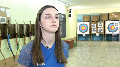 Тренерка стрільби з лука Олександра Руснак Тренерка стрільби з лука Олександра Руснак