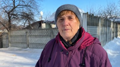 "Наш будинок підскочив, а у сусідки стеля впала": що розповідають очевидці атаки РФ по центру Новгорода-Сіверського "Наш будинок підскочив, а у сусідки стеля впала": що розповідають очевидці атаки РФ по центру Новгорода-Сіверського