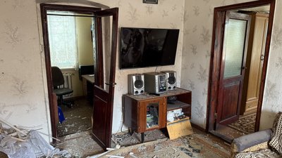 Наслідки обстрілу Олексієво-Дружківка Донецька область 19 травня 2025 рік Наслідки обстрілу Олексієво-Дружківка Донецька область 19 травня 2025 рік