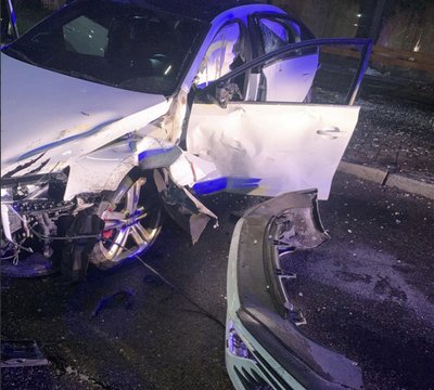 Авто в'їхало у зупинку : деталі ДТП у Черкасах 18 травня Авто в'їхало у зупинку : деталі ДТП у Черкасах 18 травня