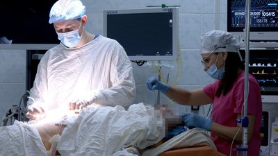 400 пацієнтів щодня та понад 8 тисяч операцій за рік: як у Подільському онкоцентрі борються з раком 400 пацієнтів щодня та понад 8 тисяч операцій за рік: як у Подільському онкоцентрі борються з раком