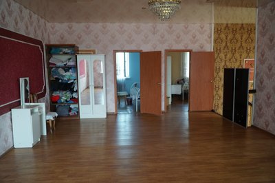 "Ніхто нікого не бив". У Дніпрі в одному з приватних пансіонатів виявили порушення прав підопічних: що відомо "Ніхто нікого не бив". У Дніпрі в одному з приватних пансіонатів виявили порушення прав підопічних: що відомо