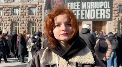 "Підтримую 46" та "Не мовчи" під Молодим Театром триває мітинг проти сексуального насильства в театрах "Підтримую 46" та "Не мовчи" під Молодим Театром триває мітинг проти сексуального насильства в театрах