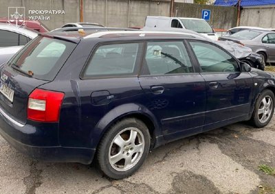 На Черкащині судитимуть підозрюваних у продажі авто, призначених на ЗСУ На Черкащині судитимуть підозрюваних у продажі авто, призначених на ЗСУ