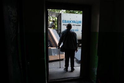 Волонтери гуманітарної місії «Проліска» вивозять цивільних з Краматорська. Донеччина, вересень 2026 року Волонтери гуманітарної місії «Проліска» вивозять цивільних з Краматорська. Донеччина, вересень 2026 року