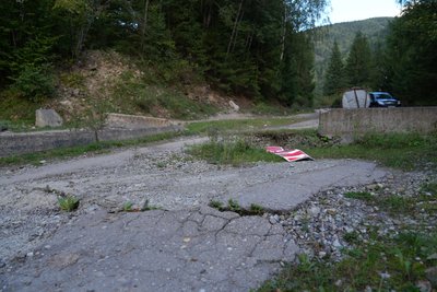 Дорога до села Бистриця, Івано-Франківщина Дорога до села Бистриця, Івано-Франківщина