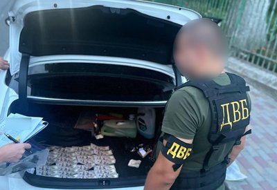 Затримання працівника ТЦК, судитимуть працівника ТЦК, кримінал, поліція, гроші, 5 тисяч доларів, квітень 2025 Затримання працівника ТЦК, судитимуть працівника ТЦК, кримінал, поліція, гроші, 5 тисяч доларів, квітень 2025