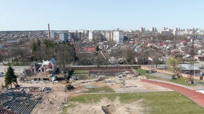 "На жаль, ми багато втрачаємо через війну": як волонтери "Дерев’яного мережева" відновлюють сторічні будівлі у Чернігові "На жаль, ми багато втрачаємо через війну": як волонтери "Дерев’яного мережева" відновлюють сторічні будівлі у Чернігові
