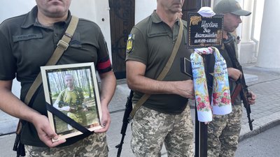 У Полтаві попрощалися із чотирма воїнами, які загинули на війні з РФ