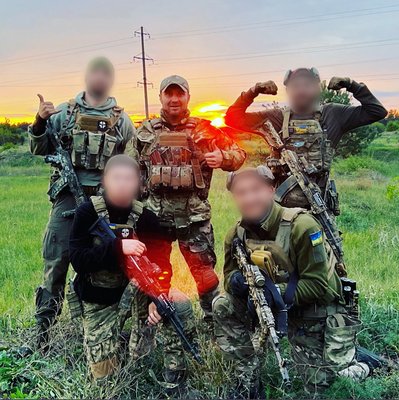 «Нас просто рівняли»: ветеран Михайло Шевченко про бої в оточенні на Херсонщині та життя після служби «Нас просто рівняли»: ветеран Михайло Шевченко про бої в оточенні на Херсонщині та життя після служби