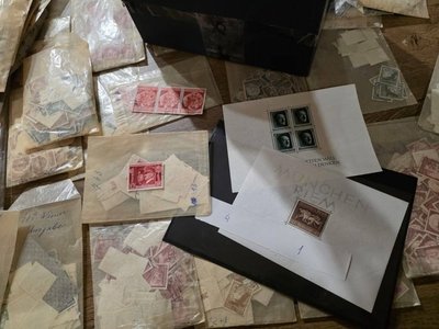 Марки з нацистською символікою Марки з нацистською символікою