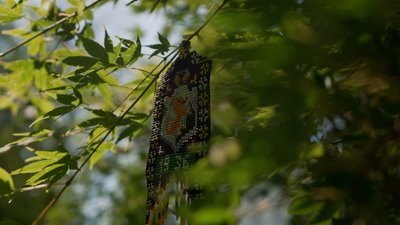 Відчувають захист завдяки прикрасам. Як на Буковині майстрині виготовляють старовинні ґердани та силянки | Жива спадщина