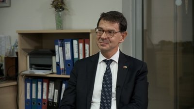 Мирний саміт, українські біженці та відновлення Вінниці: інтерв'ю з послом Швейцарії в Україні Феліксом Бауманном Мирний саміт, українські біженці та відновлення Вінниці: інтерв'ю з послом Швейцарії в Україні Феліксом Бауманном