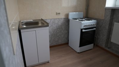 "Все безкоштовно". У Тростянці відновили обстріляний військами РФ будинок "Все безкоштовно". У Тростянці відновили обстріляний військами РФ будинок