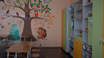 "Викидують як кошенят". У Сумах батьки виступають проти можливого закриття школи "Викидують як кошенят". У Сумах батьки виступають проти можливого закриття школи