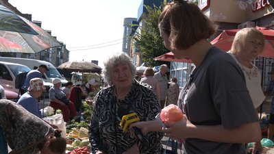 Липовий, квітковий, лісовий: ціни на мед у Житомирі Липовий, квітковий, лісовий: ціни на мед у Житомирі