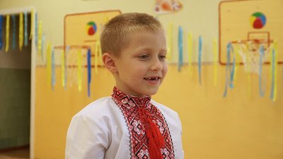 Крутили протез та говорили про людей, які втратили кінцівки: оборонець Чернігова зустрівся з вихованцями садочка Крутили протез та говорили про людей, які втратили кінцівки: оборонець Чернігова зустрівся з вихованцями садочка