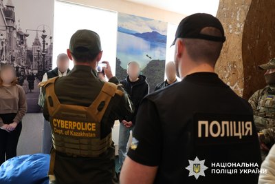Удари по Нікополю, знищено 21 БпЛА, "рожевий" Місяць. Головні новини Дніпра та області 1 квітня