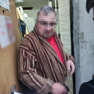 Лікаря та пацієнта з Одеси підозрюють у схваленні дій РФ Лікаря та пацієнта з Одеси підозрюють у схваленні дій РФ