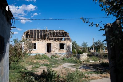 "Немає школи – немає села": як Вишневе на Одещині живе після двох атак РФ "Немає школи – немає села": як Вишневе на Одещині живе після двох атак РФ