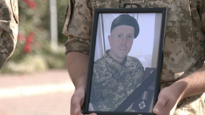 Віддали останню шану: в Черкасах попрощалися з двома захисниками