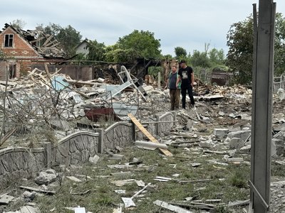 «Сусіди кричали»: очевидці про удар двома КАБами по околиці Сум