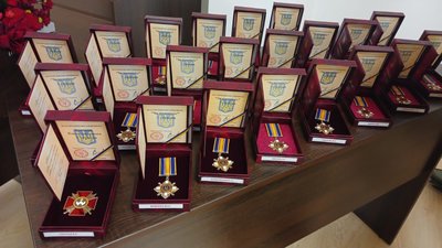 ордени, нагороди, зсу, родини загиблих, державні нагороди
