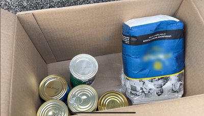 У Сумах роздають продуктові набори: хто отримає і які документи необхідні У Сумах роздають продуктові набори: хто отримає і які документи необхідні