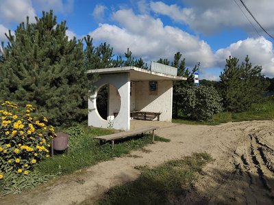 “КАБи тут прилітають щодня”: жителі Вакалівщині про обстріли села