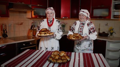 "Кулінарний спадок": як випікають традиційні Великодні мазурки без солі на Рівненщині "Кулінарний спадок": як випікають традиційні Великодні мазурки без солі на Рівненщині