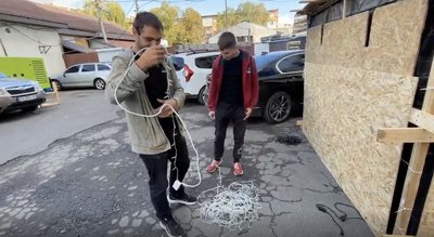 Святкові курені: в Умані хасиди готуються до святкування єврейського свята Суккот Святкові курені: в Умані хасиди готуються до святкування єврейського свята Суккот