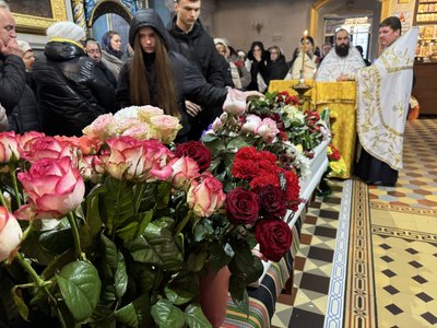 "Мріяла стати криміналістом": однокласники загиблої у Сумах Анастасії Боровик розповіли про дівчину "Мріяла стати криміналістом": однокласники загиблої у Сумах Анастасії Боровик розповіли про дівчину