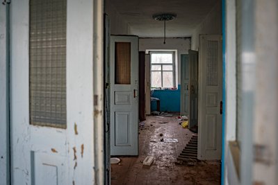 "У нас тут залишилося 3 родини": як живуть місцеві мешканці майже порожнього села Кошове на межі Дніпропетровщини "У нас тут залишилося 3 родини": як живуть місцеві мешканці майже порожнього села Кошове на межі Дніпропетровщини