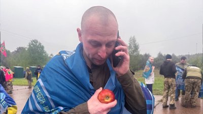 З російського полону повернувся морпіх Олександр Джугов із Ніжинщини, що на Чернігівщині З російського полону повернувся морпіх Олександр Джугов із Ніжинщини, що на Чернігівщині