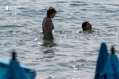 Відпочинок біля моря та в міському саду: фотозамальовка серпневого ранку в Одесі Відпочинок біля моря та в міському саду: фотозамальовка серпневого ранку в Одесі