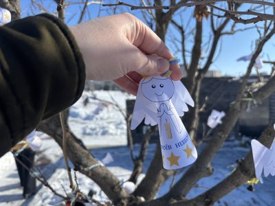 Паперові "Ангели пам'яті" Паперові "Ангели пам'яті"