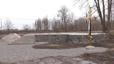 Батьки загиблого оборонця з Вінниччини будують церкву в пам'ять про сина Батьки загиблого оборонця з Вінниччини будують церкву в пам'ять про сина
